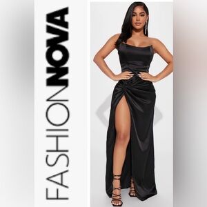 Fashion Nova Black Teagan One-Shoulder Satin Ruched Gown with High Slit- NWT S